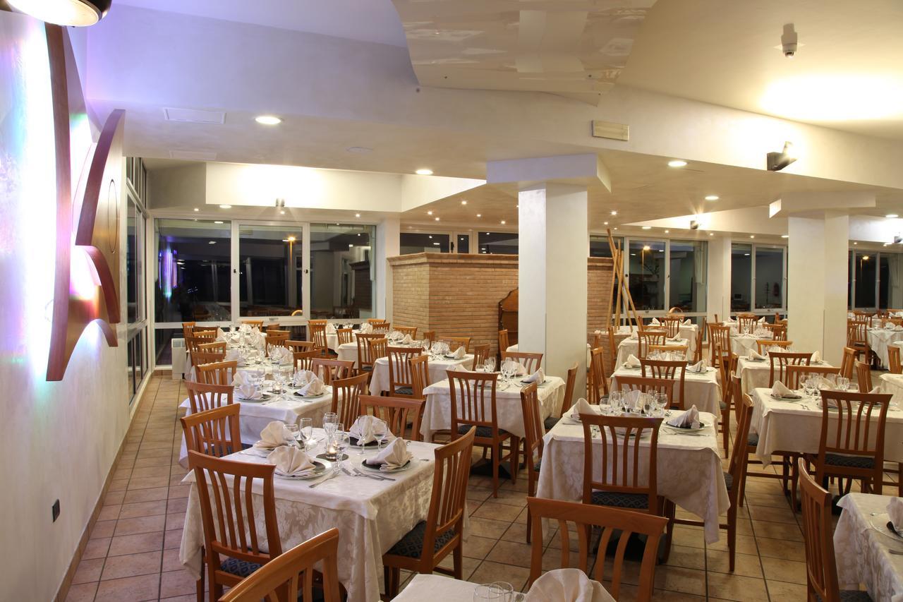Hotel Plaza Llido Degli Estensi Zewnętrze zdjęcie