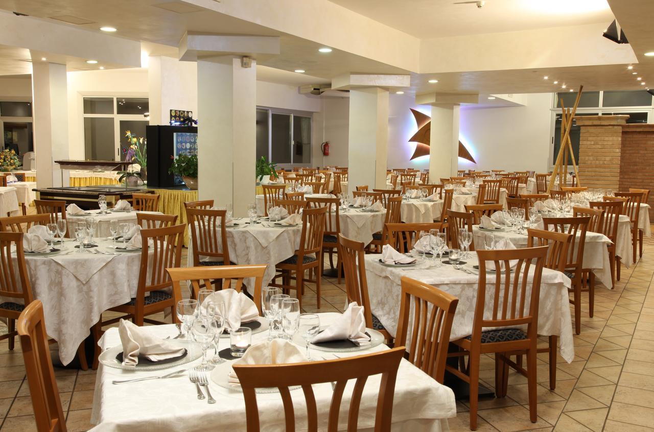 Hotel Plaza Llido Degli Estensi Zewnętrze zdjęcie