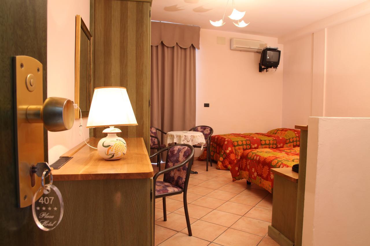 Hotel Plaza Llido Degli Estensi Zewnętrze zdjęcie
