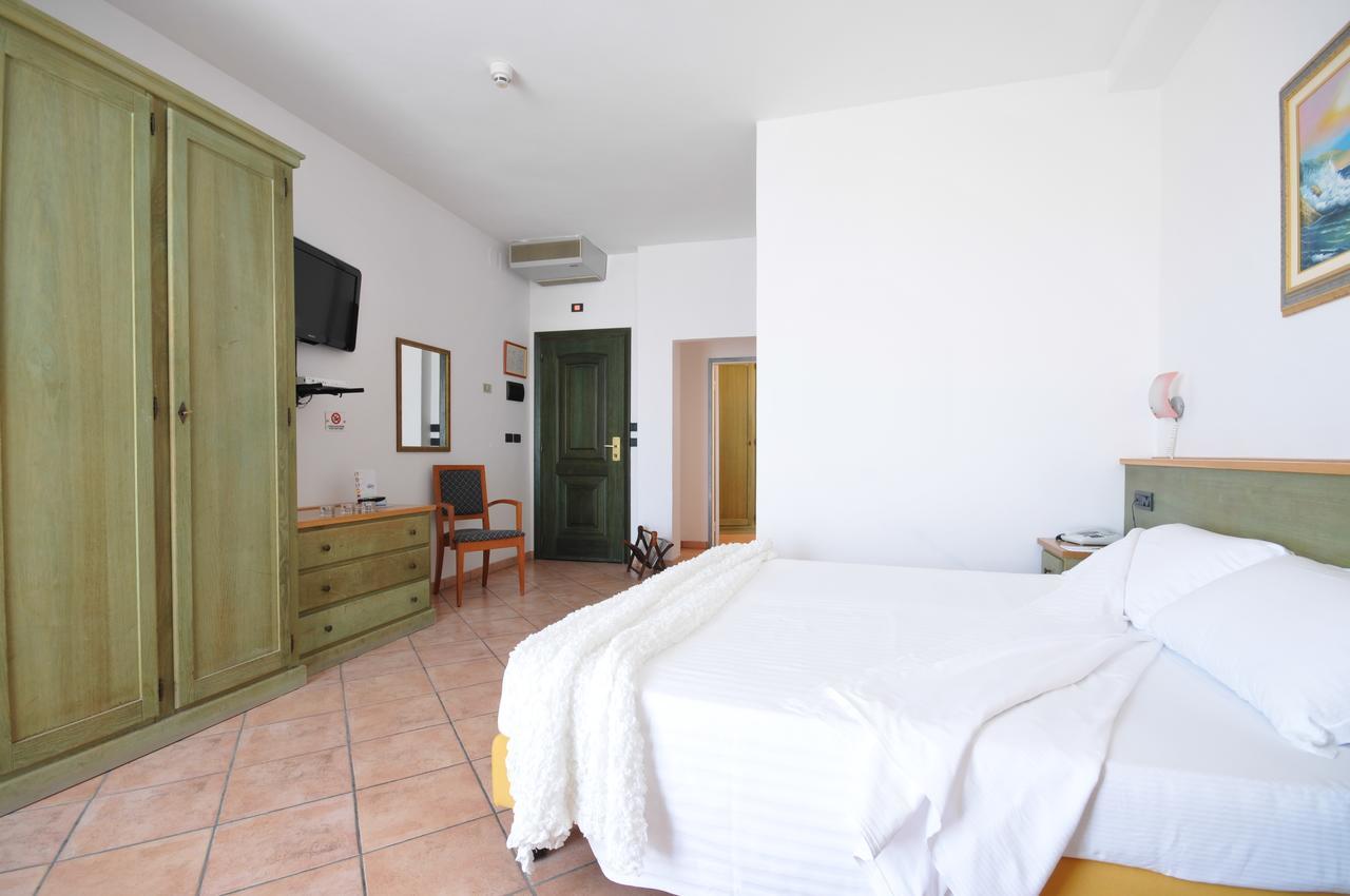 Hotel Plaza Llido Degli Estensi Zewnętrze zdjęcie