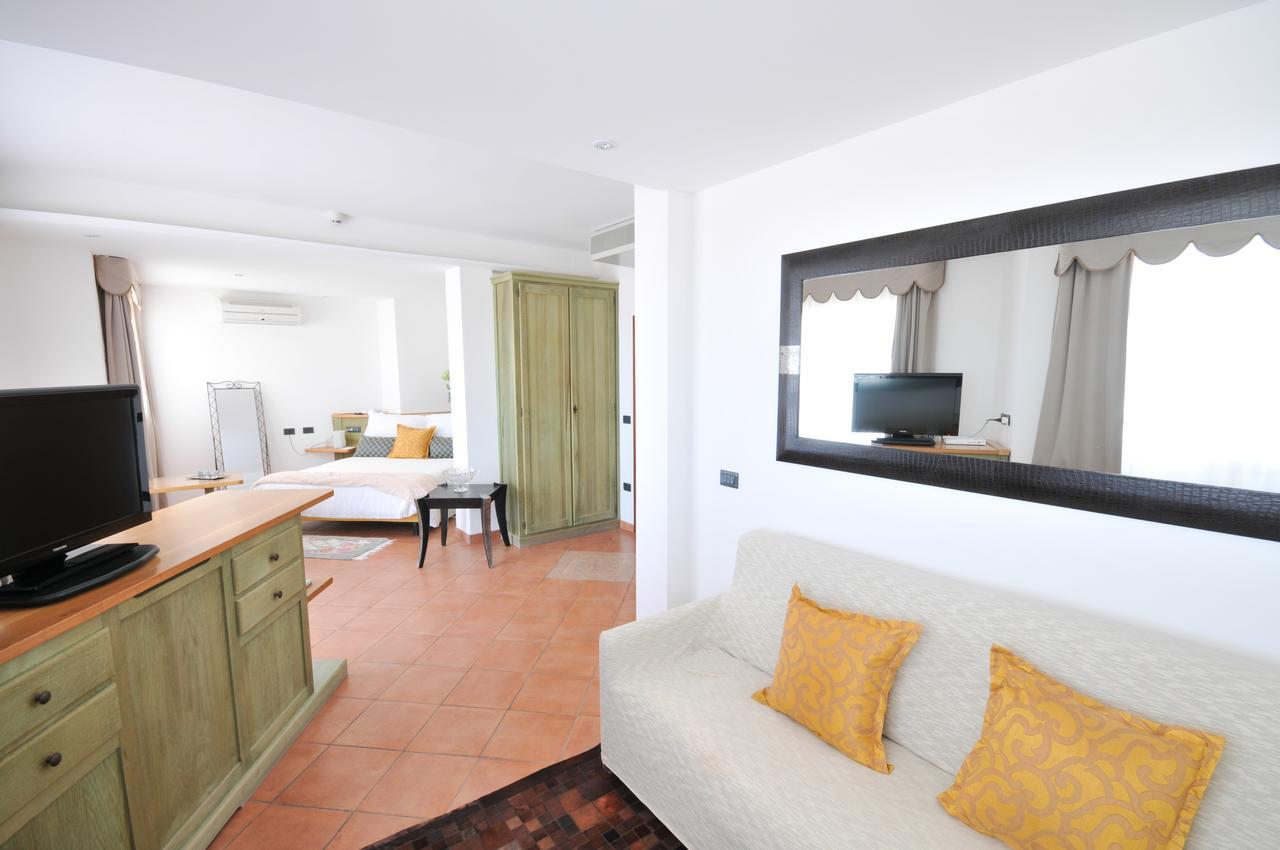 Hotel Plaza Llido Degli Estensi Zewnętrze zdjęcie