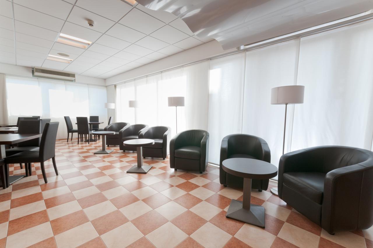 Hotel Plaza Llido Degli Estensi Zewnętrze zdjęcie