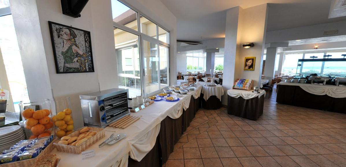 Hotel Plaza Llido Degli Estensi Zewnętrze zdjęcie